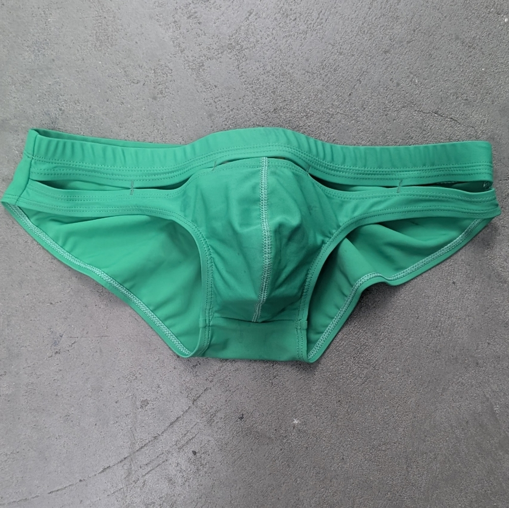 Seobean Vibrant Green Men's Briefs, Large